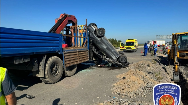 На КАД в Кронштадтском районе во время аварии погиб водитель Лады