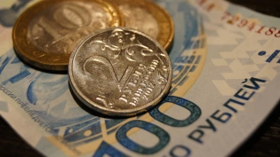 Предлагаемые зарплаты в РФ увеличились на 12,7% в марте