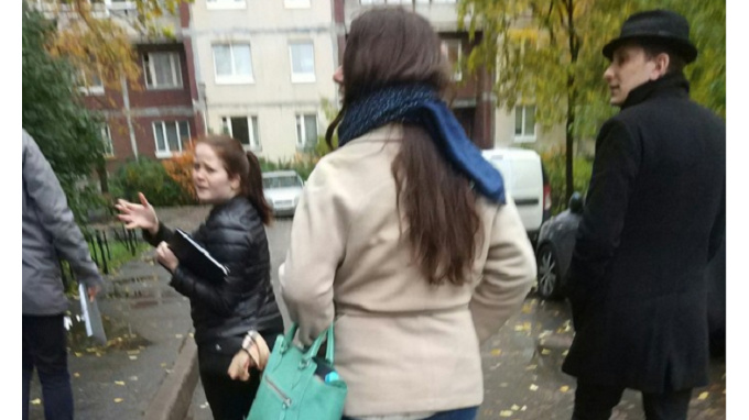 В Петербурге мошенники ходят по квартирам и выманивают у