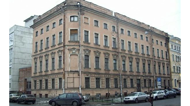 Здание ДК фабрики "Большевичка" могут лишить статуса памятника