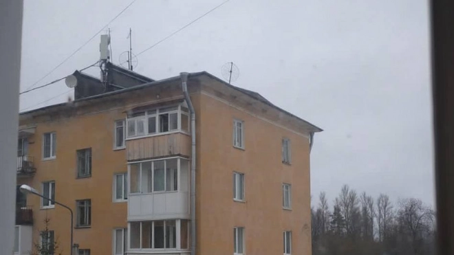С дома в Павловске демонтировали оборудование "Телекома" после жалобы жителей 