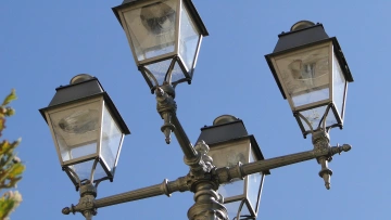 На Пулковской улице установили 44 новых светодиодных ...