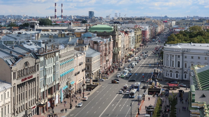 Петербург вошел в число самых дорогих мегаполисов страны 