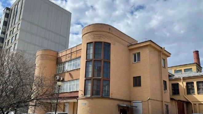 КГИОП признал памятником здание бани Лиговского банно-прачечного комбината 