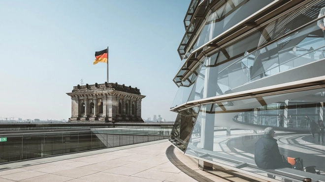 Германия отреагировала на отказ компаний от работы с "Северным потоком-2"