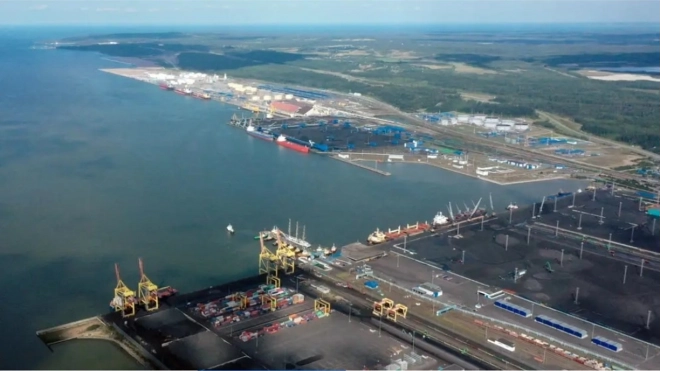 Порт Усть-Луга планирует расширить 
