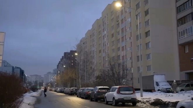 Освещение Беговой улицы в Петербурге модернизировали