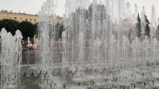 В "Водоканале" рассказали, когда в Петербурге отключат фонтаны