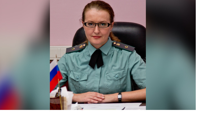 Следователи Пскова требуют арестовать замглавы судебных приставов Петербурга Марину Окрушко