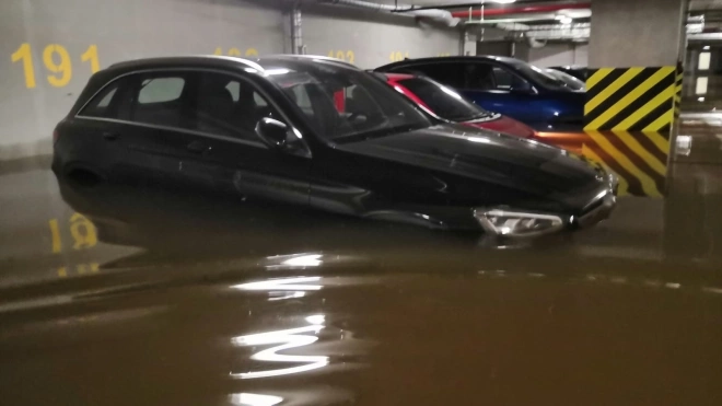 Стала известна причина затопления паркинга в ЖК "Малая Охта"