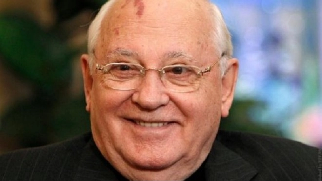 Горбачев поддерживает диалог России и США по безопасности