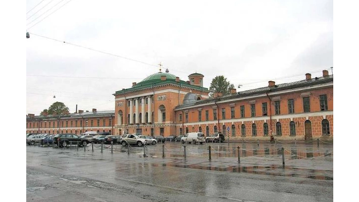 Петербургский суд остановил реконструкцию исторического здания