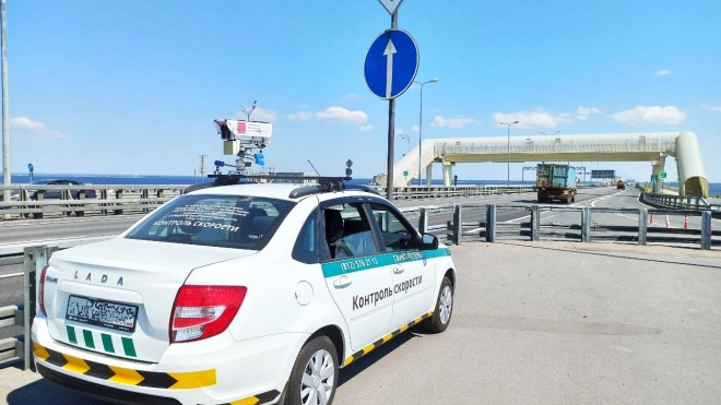 На петербургской дамбе водитель разогнался до 230 км/час