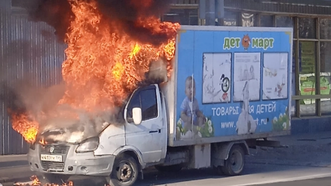 В Калининском районе сгорела "Газель"