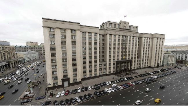 Профильный комитет Госдумы одобрил поправки о наказании за фейки о действиях ВС РФ