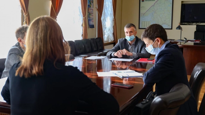 Глава администрации Выборгского района Ленобласти возобновил личный прием граждан