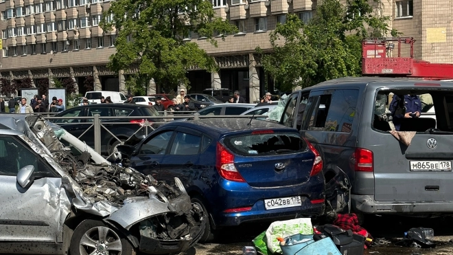 Уголовное дело завели на водителя грузовика, устроившего массовое ДТП на Софийской