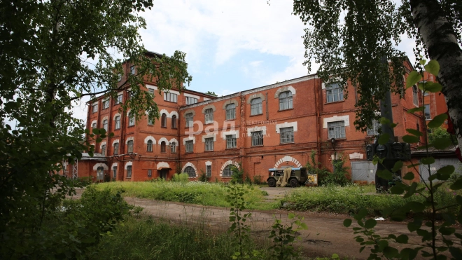 В Кронштадте здание бывшего военного завода выставили на торги