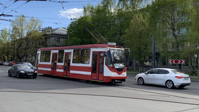 На Садовой улице от Невского проспекта до Сенной площади открылось трамвайное движение