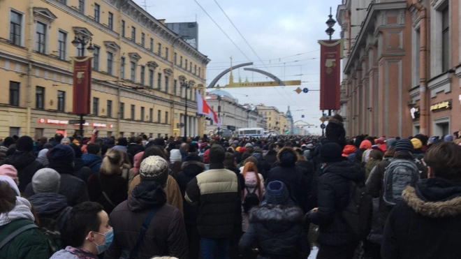 Полиция возбудила уголовное дело по факту препятствования движению в центре Петербурга в день протестной акции