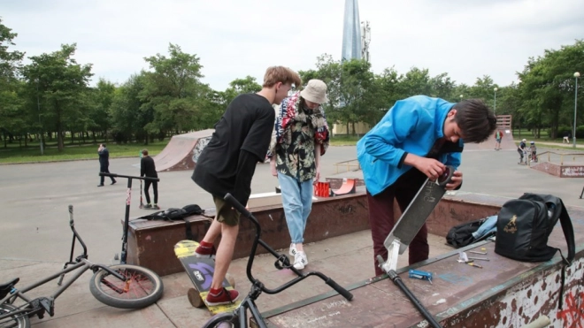 В парке 300-летия Петербурга обновят пространство для скейтеров