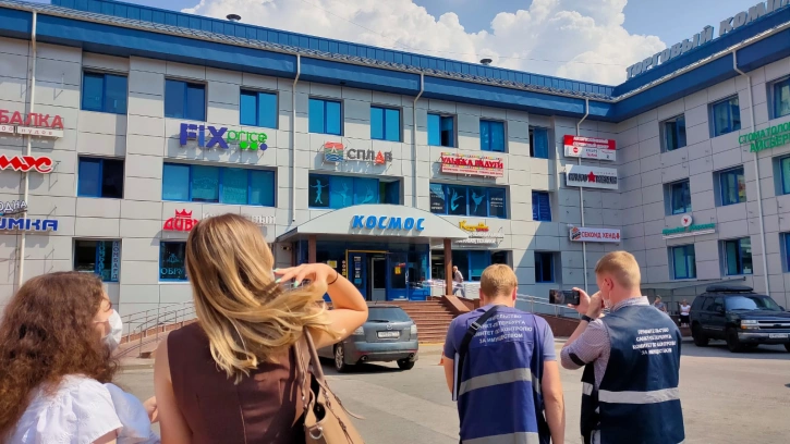 В Петербурге за 10 дней проверили соблюдение антиковидных мер в 400 заведениях торговли 