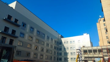 Новый корпус Александровской больницы примет первых ...