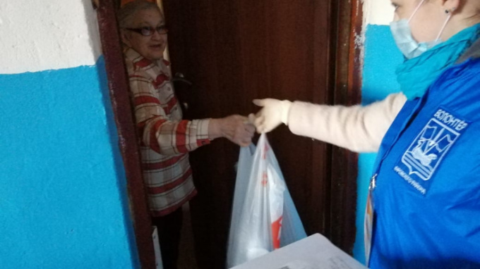 Волонтеры Ленинградской области отозвались на более 200 заявок 