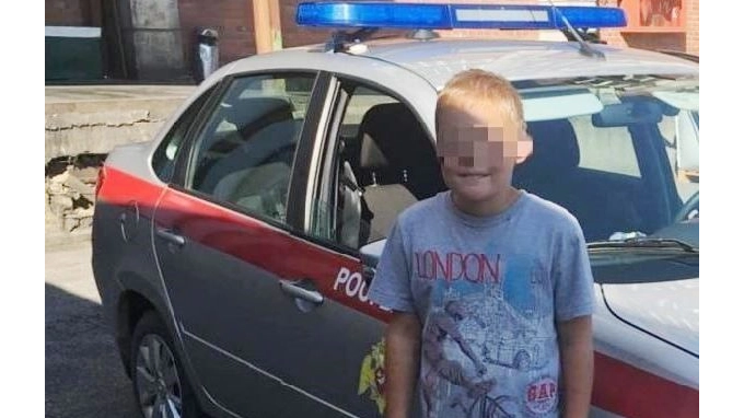 Росгвардейцы разыскали мальчика, потерявшегося на территории промзоны в Петербурге