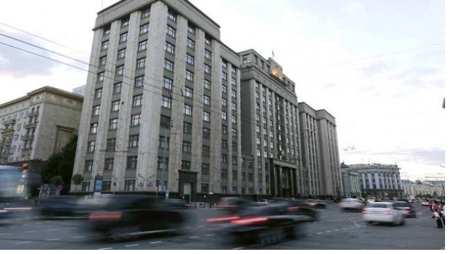 Госдума РФ приняла в первом чтении законопроект об ужесточении ответсвенности за вождение без прав 