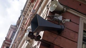 В России принят закон о запрете аудиорекламы из громкого...