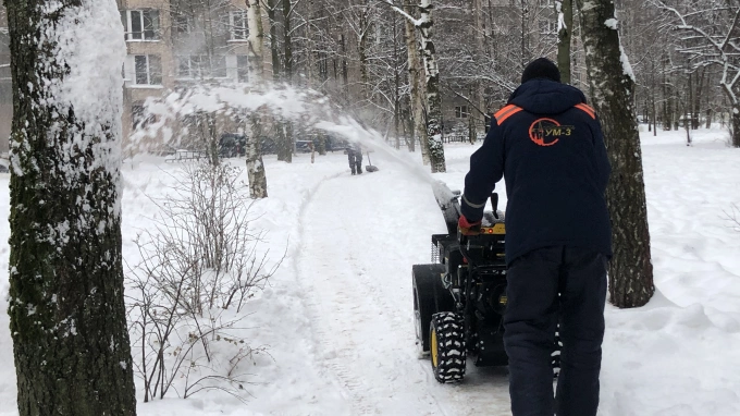 Вице-губернатор Петербурга перечислил лучшие и худшие районы по уборке снега