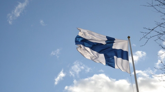 Две петербургские школьницы пытались сбежать от учебы в Финляндию