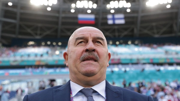 Черчесов прокомментировал слова Путина про кадровые изменения в сборной России