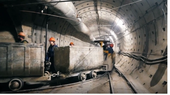 "Метрострой" построит новые станции на зеленой ветке метро за 2 месяца 