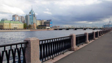 Петроградскую набережную отремонтируют за 6,4 млн рублей 