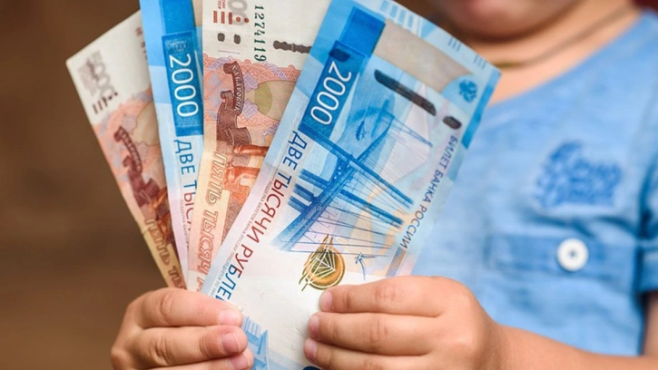 В Правительстве РФ обсудят выделение средств на выплату пособий для детей