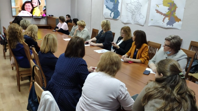 Наталия Путиловская поздравила петербургских учителей с профессиональным праздником