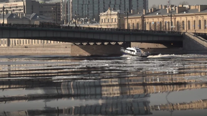 С 18 апреля начинается навигация по рекам и каналам Петербурга 