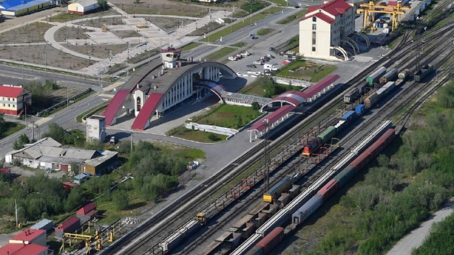 Летом Петербург и ЯНАО свяжет прямой железнодорожный маршрут