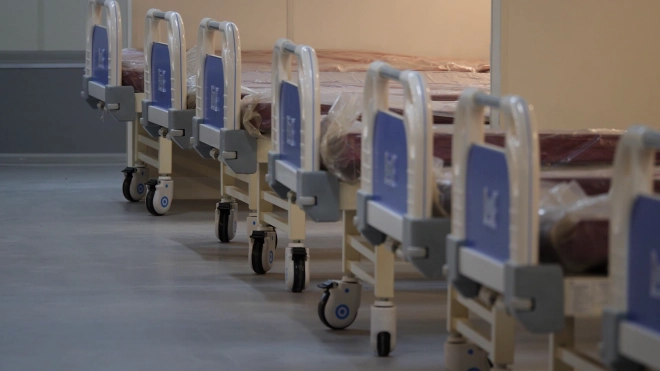Заболевшие коронавирусом студенты из общежития СПбГУ лечатся в "Ленэкспо"