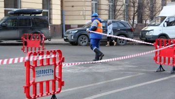 Коммунальная авария лишила почти 400 домов в центре Петербурга тепла