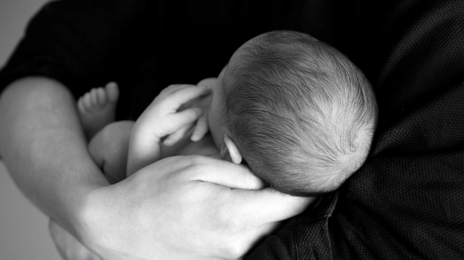 В Ленобласти за предпоследнюю неделю 2022 года родились 232 малыша