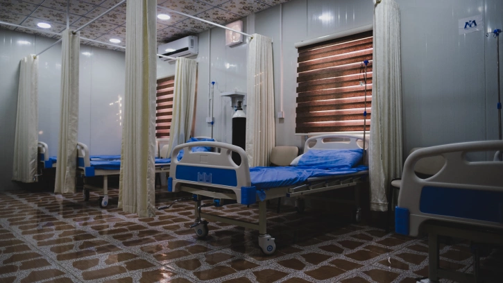 Госпиталь "Ленэкспо" в Петербурге открывает резервный павильон для коронавирусных больных