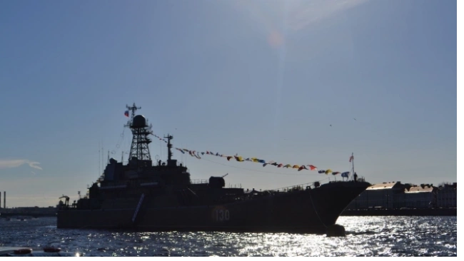 Смольный: Петербург завершил подготовку к Главному военно-морскому параду