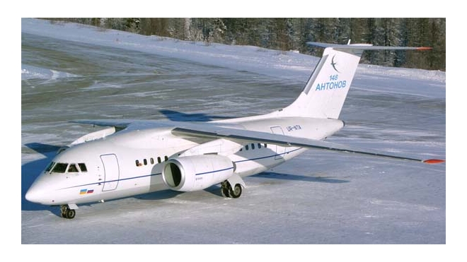 Ан-148 приземлился в "Пулково", не успев выработать топливо