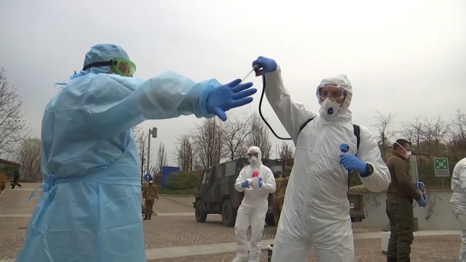 Российские врачи начали борьбу с коронавирусом в Ломбардии