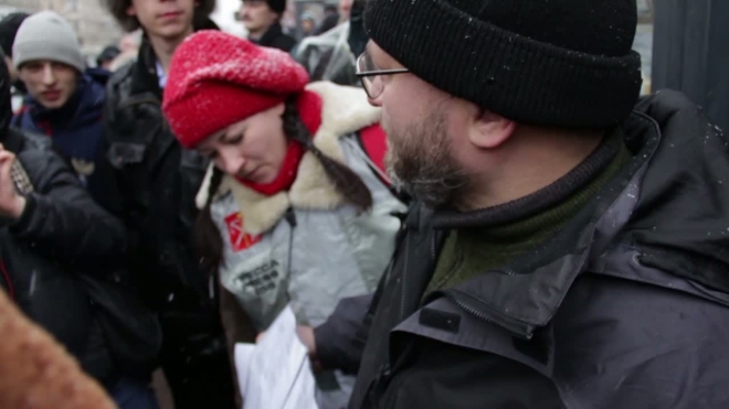 Участников акции протеста в Петербурге задержала полиция