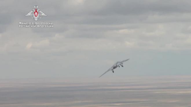 Ведомого истребителей Су-57 назвали небоеспособным