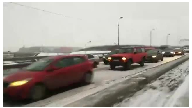 В Петербурге на Выборгском шоссе заблокирован проезд из-за массового ДТП
